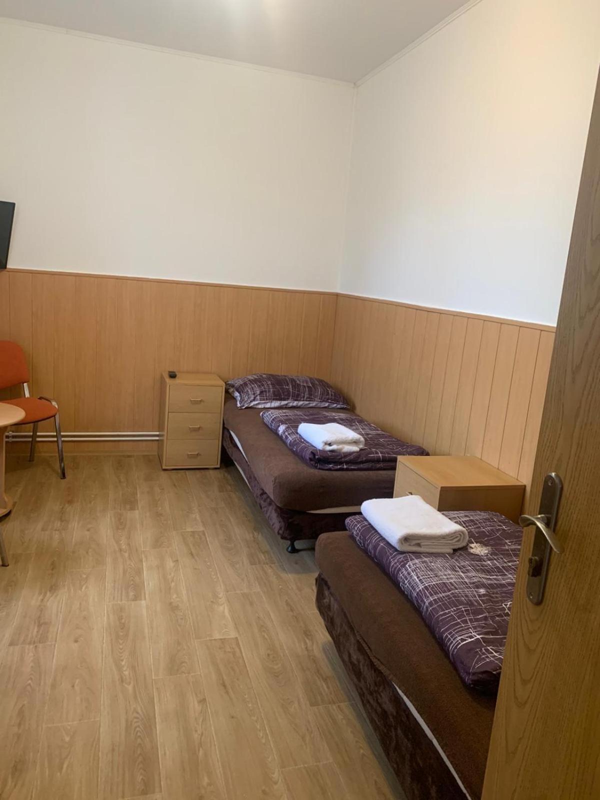 Penzion Manes Krabcice Bagian luar foto