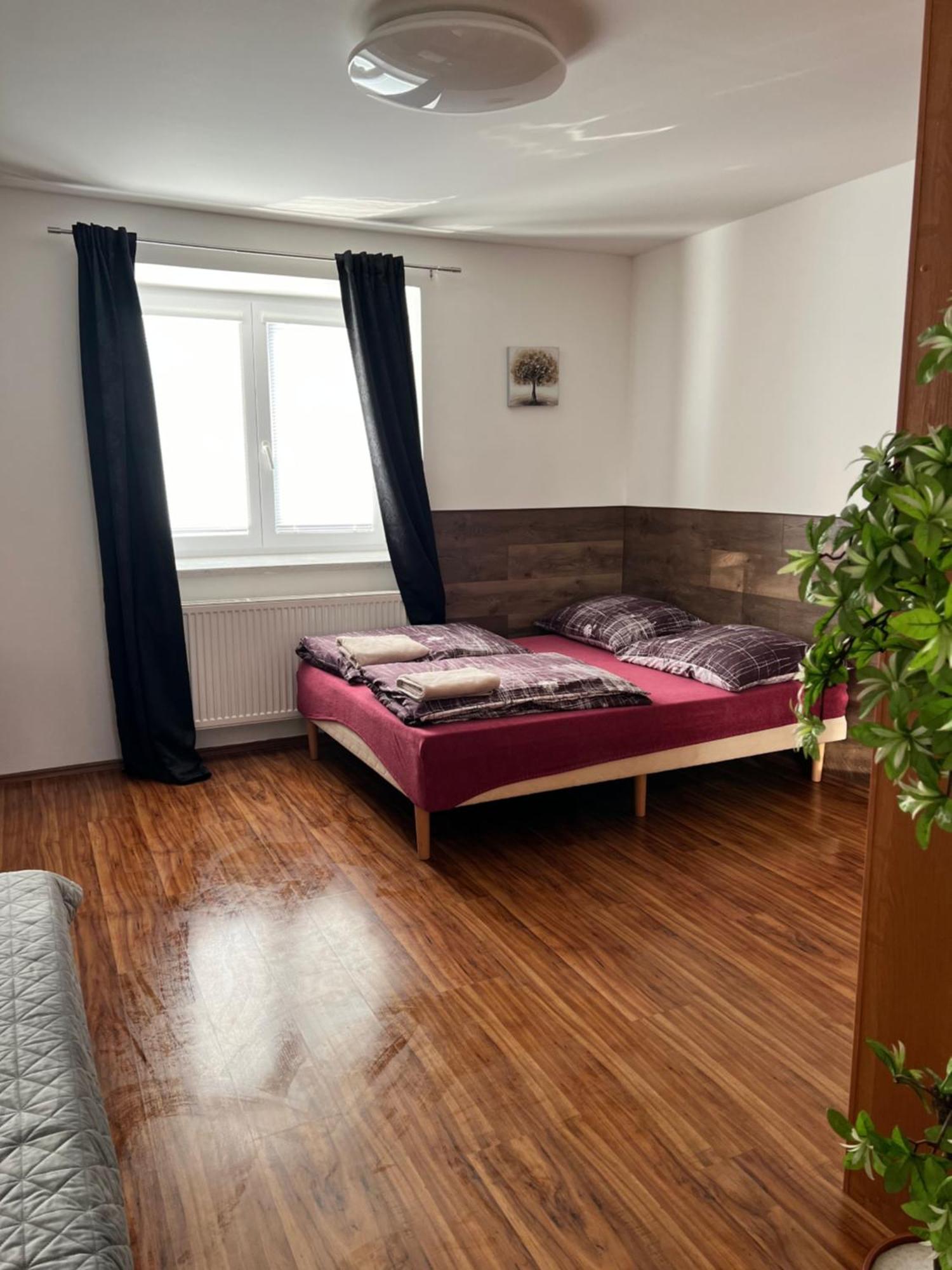 Penzion Manes Krabcice Bagian luar foto